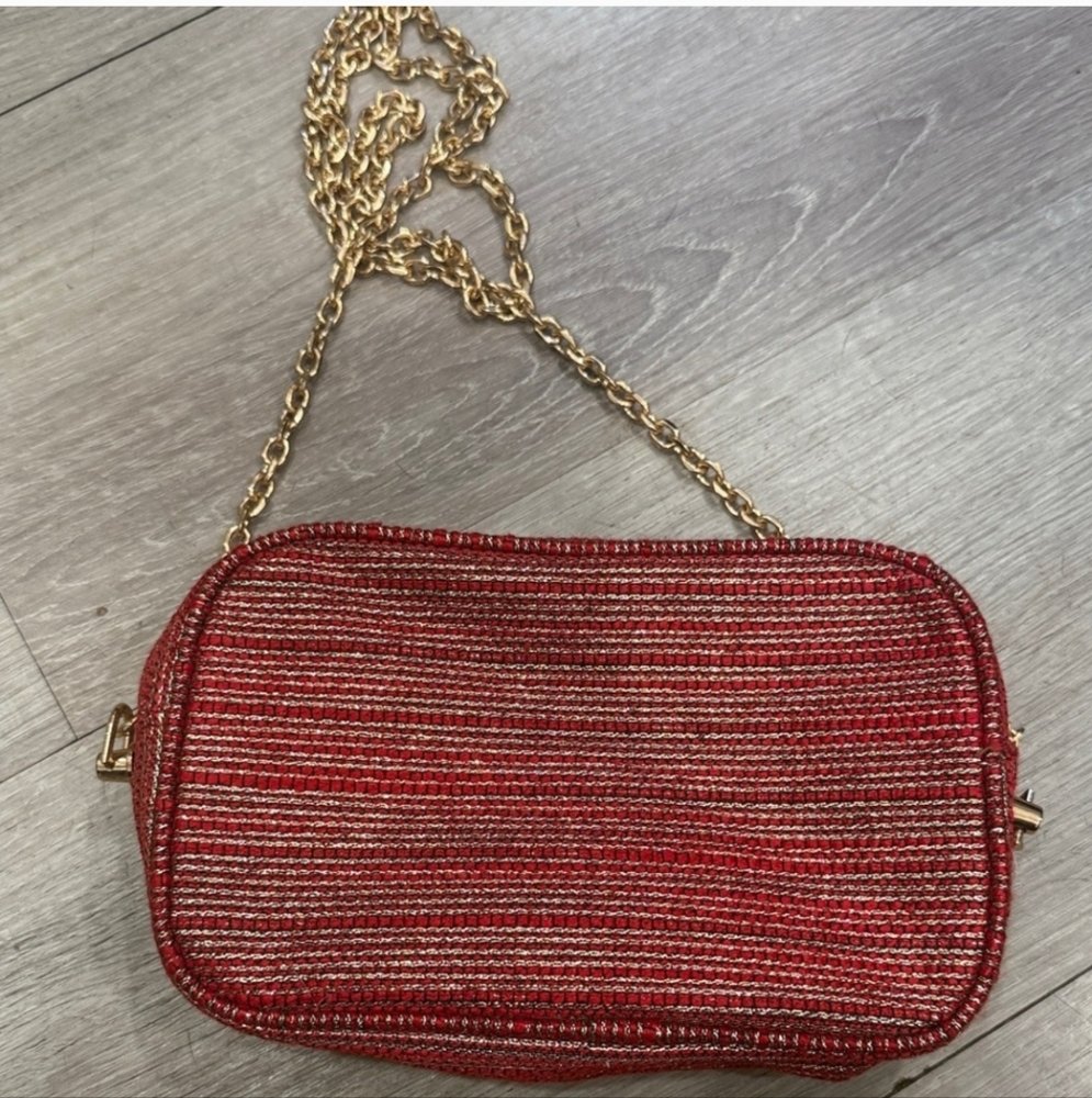 Chanel Glittering Red Crossbody Bag - Picture 2 of 4